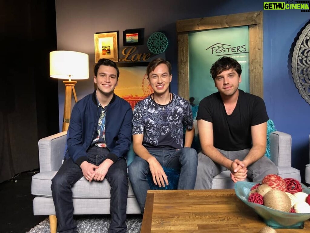 Hayden Byerly Instagram - After the 100th episode make sure to watch @dglambert @kalamaepstein and I on The Fosters Facebook live! Brought to you by @lovesimonmovie in theaters Friday!