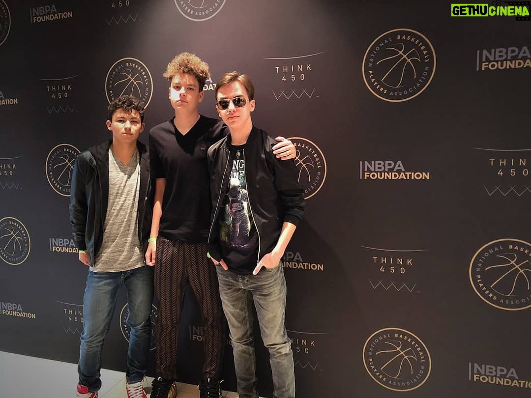 Hayden Byerly Instagram - The boys still working on our smolder. I just imagine I'm lookin at some nice, cheesy pizza.