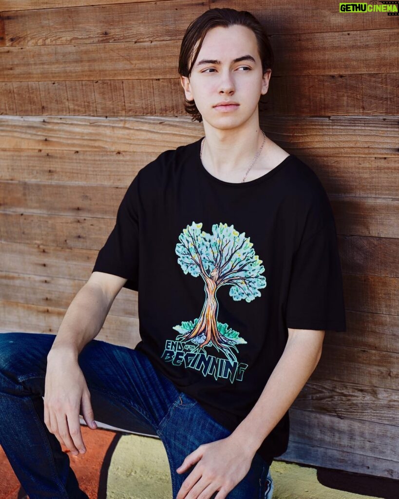 Hayden Byerly Instagram - Kids in the foster care system face so many challenges being transferred from place to place. Often, they aren’t able to bring much, if any, of their personal belongings with them. Our cause provides duffle bags for foster kids so that they can have a sense of ownership. Every t-shirt purchase has a portion that goes directly to Hayden’s Hope Totes to help these kids. Shop the full collection now with the link in my bio! #haydenbyerly #istartchange #deptofGOOD #doGOOD #feelGOOD #shopGOOD #GOODarmy #GOODambassador #ethicalbrand #giveback #childrensinitiatives #humanrights #token4GOOD #OOTD #ootdstyle #LOTD #lookoftheday #fashionforacause #clothesforacause #haydenshopetotes