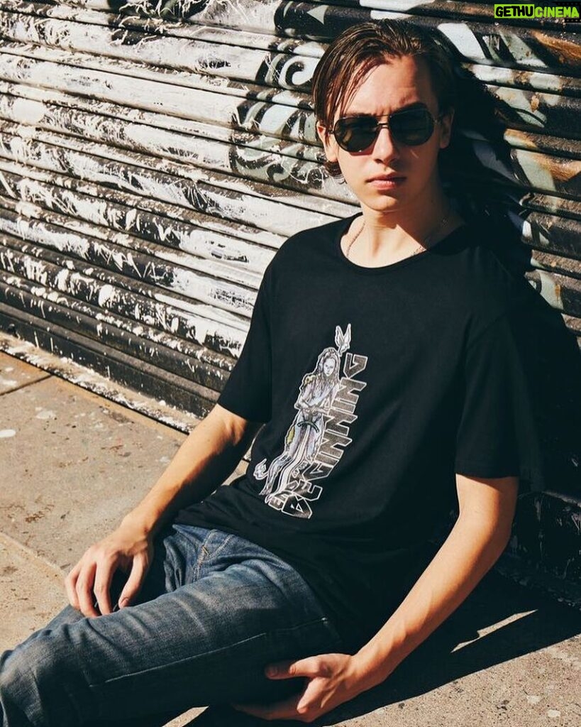 Hayden Byerly Instagram - End of the Beginning is an exclusive capsule collection I designed to symbolize the transition in life from one chapter to the next. Can you guess which person in my life was the inspiration behind this character? Every t-shirt purchase benefits Hayden’s Hope Totes for kids in foster care. Shop the full collection now with the link in my bio! #haydenbyerly #istartchange #deptofGOOD #doGOOD #feelGOOD #shopGOOD #GOODarmy #GOODambassador #ethicalbrand #giveback #childrensinitiatives #humanrights #token4GOOD #OOTD #ootdstyle #LOTD #lookoftheday #fashionforacause #clothesforacause #haydenshopetotes