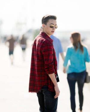 Hayden Byerly Instagram - "This shit is way too bright for me."