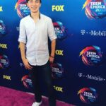 Hayden Byerly Instagram – On the beautiful pink carpet at @teenchoicefox