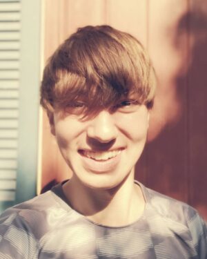 Hayden Byerly Instagram - smile