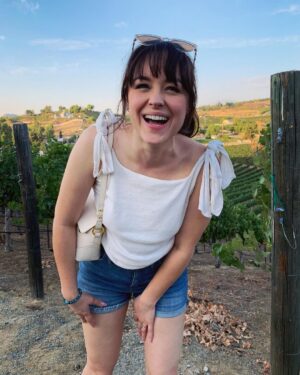 Hayley Orrantia Instagram - as the wine slowly kicks in🍷