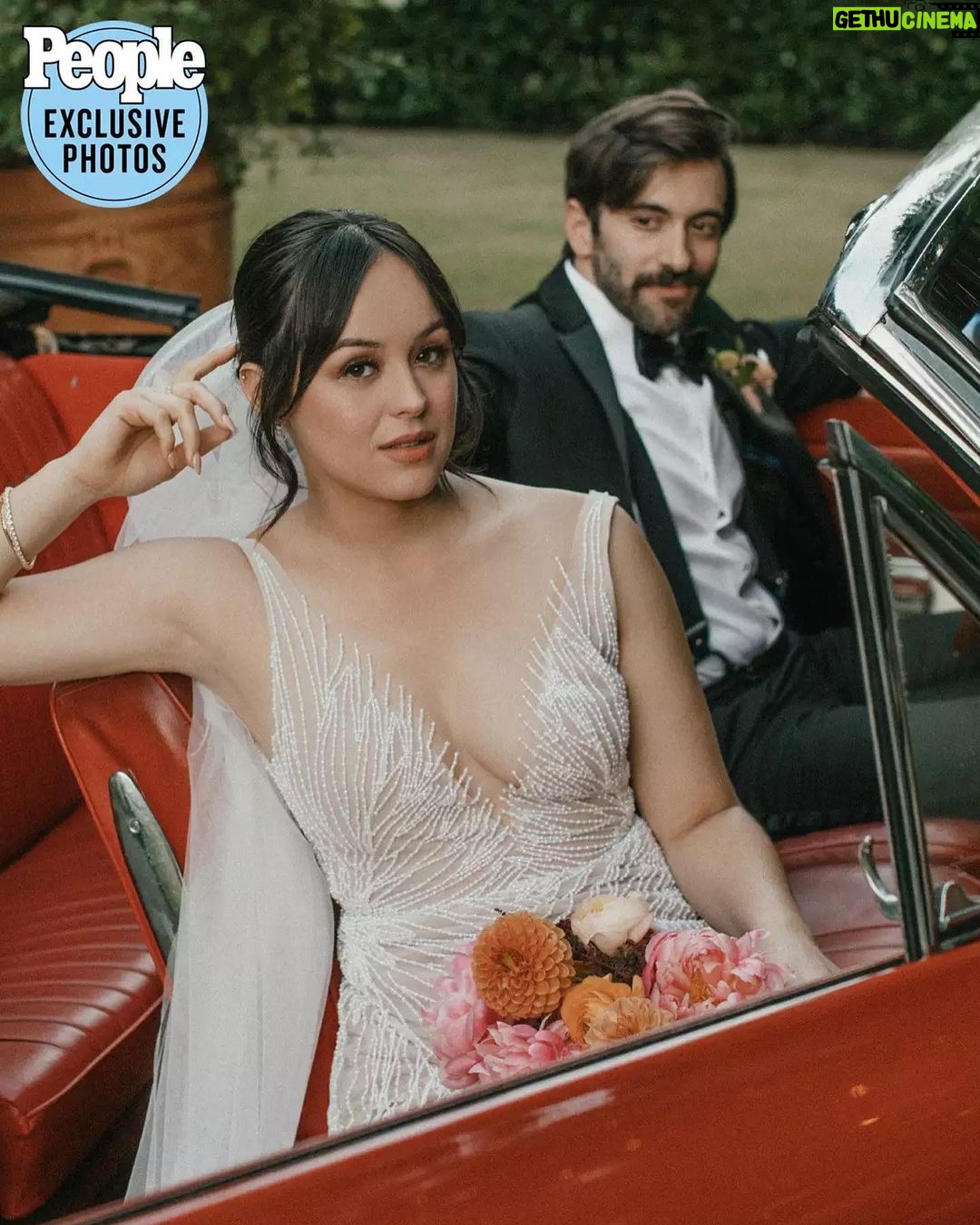 Hayley Orrantia Instagram - 10.14.23 💍💜