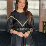Heba Magdi Instagram - كان يوم جميل جداً مع محاربات مستشفي بهية 💞 #بهية_في_ضهر_كل_ست_مصرية @baheyafoundation ___________ Dress @be_my_guest_shopping