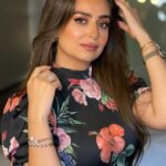 Heba Magdi Instagram - Beautiful yesterday 🌷 ___________ MUA the most talent @ayarady_makeup_artist Hair @baytree_eg Jewelry @houseofglamourjewellery Dress @be_my_guest_shopping