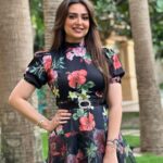 Heba Magdi Instagram - Beautiful yesterday 🌷 ___________ MUA the most talent @ayarady_makeup_artist Hair @baytree_eg Jewelry @houseofglamourjewellery Dress @be_my_guest_shopping