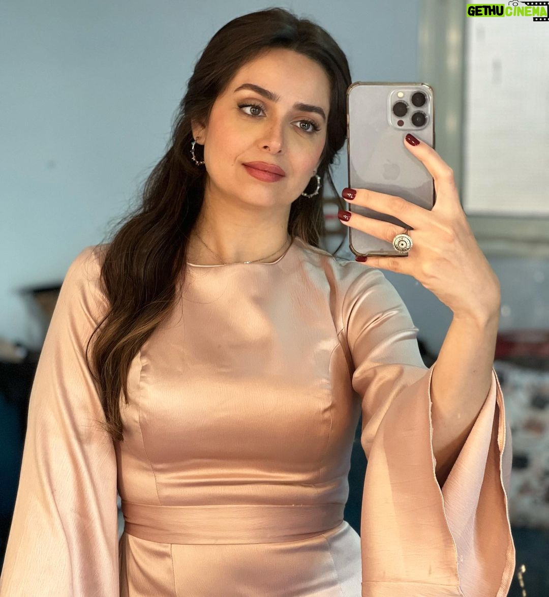 Heba Magdi Instagram - Dress @manarmagdycouture Jewelry @marlysilver MUA @ayarady_makeup_artist Hair @haythamamin2012