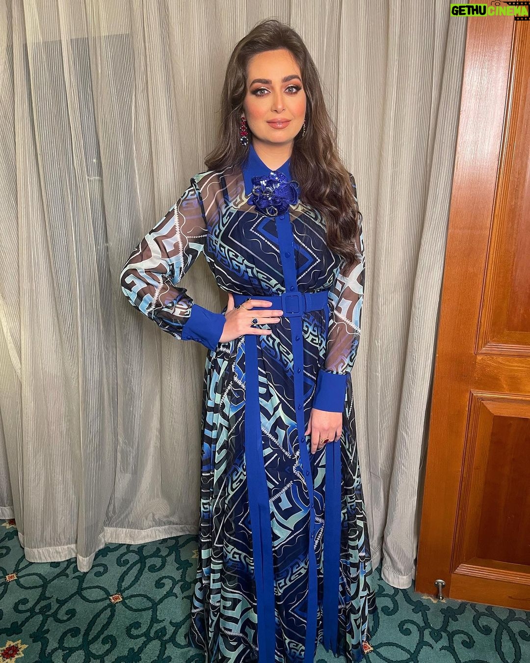 Heba Magdi Instagram - Before the beautiful night of Dabur Amla 💙 @daburamlaarabia ________________ Dress @be_my_guest_shopping Jewelry @dimajewellery MUA @ayarady_makeup_artist Hair @haythamamin2012