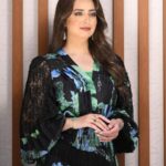 Heba Magdi Instagram – 💚💙
Dress @be_my_guest_shopping 
Jewelry @dimajewellery