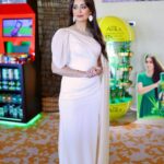 Heba Magdi Instagram - من حفل شركة دابر في دولة الامارات سعيدة اني سفيرة العلامة التجارية لدابر املا ____________ Dress @fasateen_boutique Jewelry @dimajewellery Photo by @hasanamin86 InterContinental Ras Al Khaimah Resort & Spa