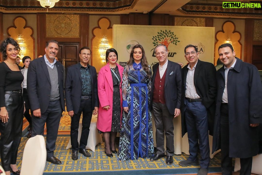 Heba Magdi Instagram - It was a great pleasure meeting the founders and Chairmen of Dabur International company during a lovely event yesterday celebrating #DaburAmla @daburamlaeg @daburamlaarabia @imohitmalhotra1969 📸 @mo.hussien89 @crispyshotseg