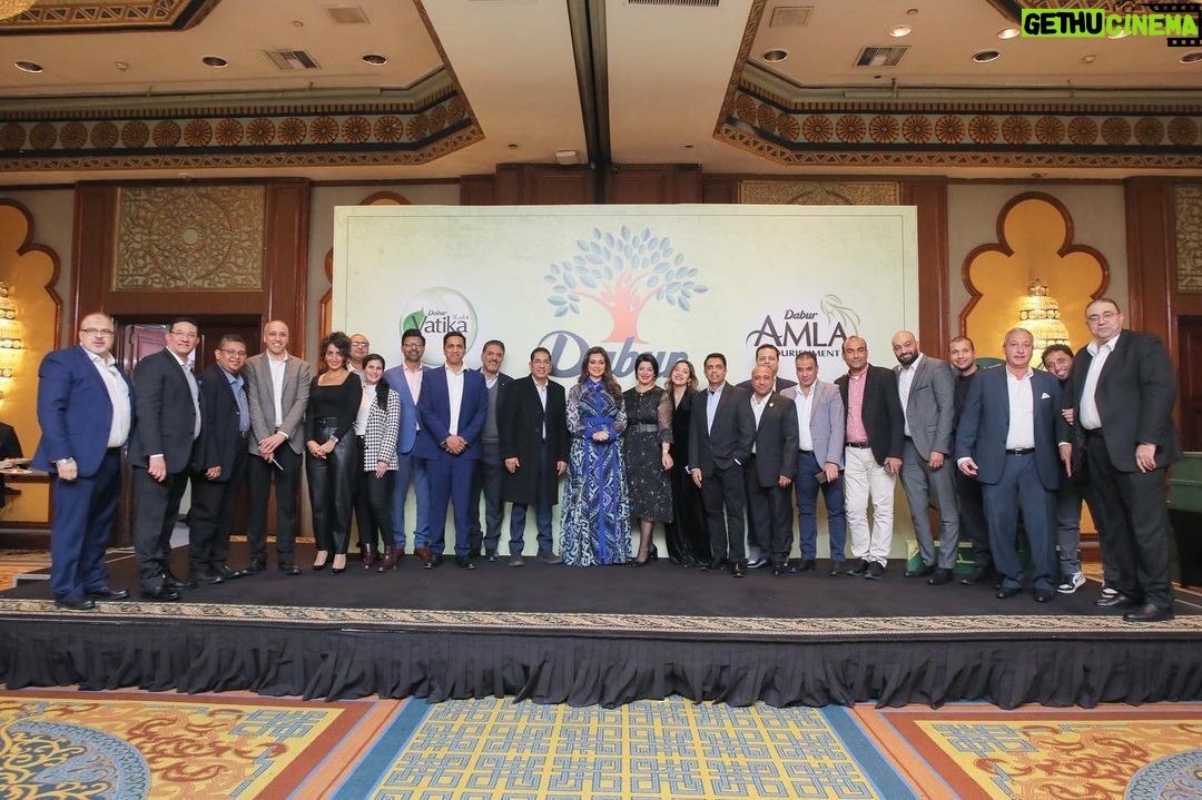 Heba Magdi Instagram - It was a great pleasure meeting the founders and Chairmen of Dabur International company during a lovely event yesterday celebrating #DaburAmla @daburamlaeg @daburamlaarabia @imohitmalhotra1969 📸 @mo.hussien89 @crispyshotseg