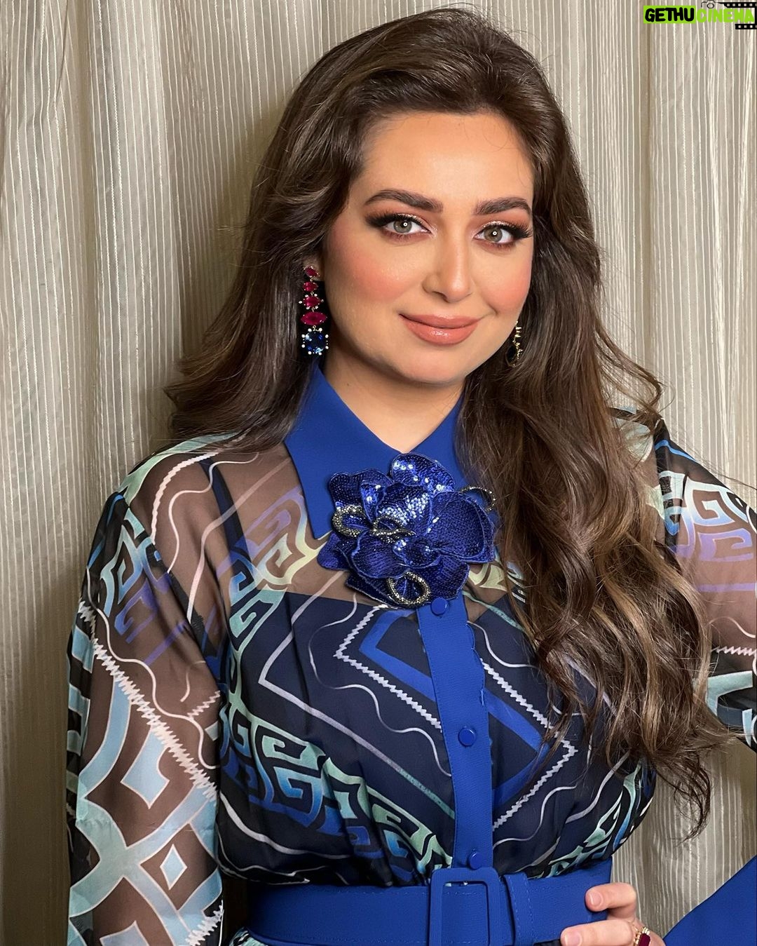 Heba Magdi Instagram - Before the beautiful night of Dabur Amla 💙 @daburamlaarabia ________________ Dress @be_my_guest_shopping Jewelry @dimajewellery MUA @ayarady_makeup_artist Hair @haythamamin2012