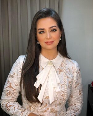 Heba Magdi Instagram - انهاردة من احتفالية نصر اكتوبر المجيد .. 🇪🇬
___________________

Dress @saffronboutiqueuae 
Thank you @fasateen_boutique for my styling 
MUA @ayarady_makeup_artist 
Hair @baytree_eg @adelateef12