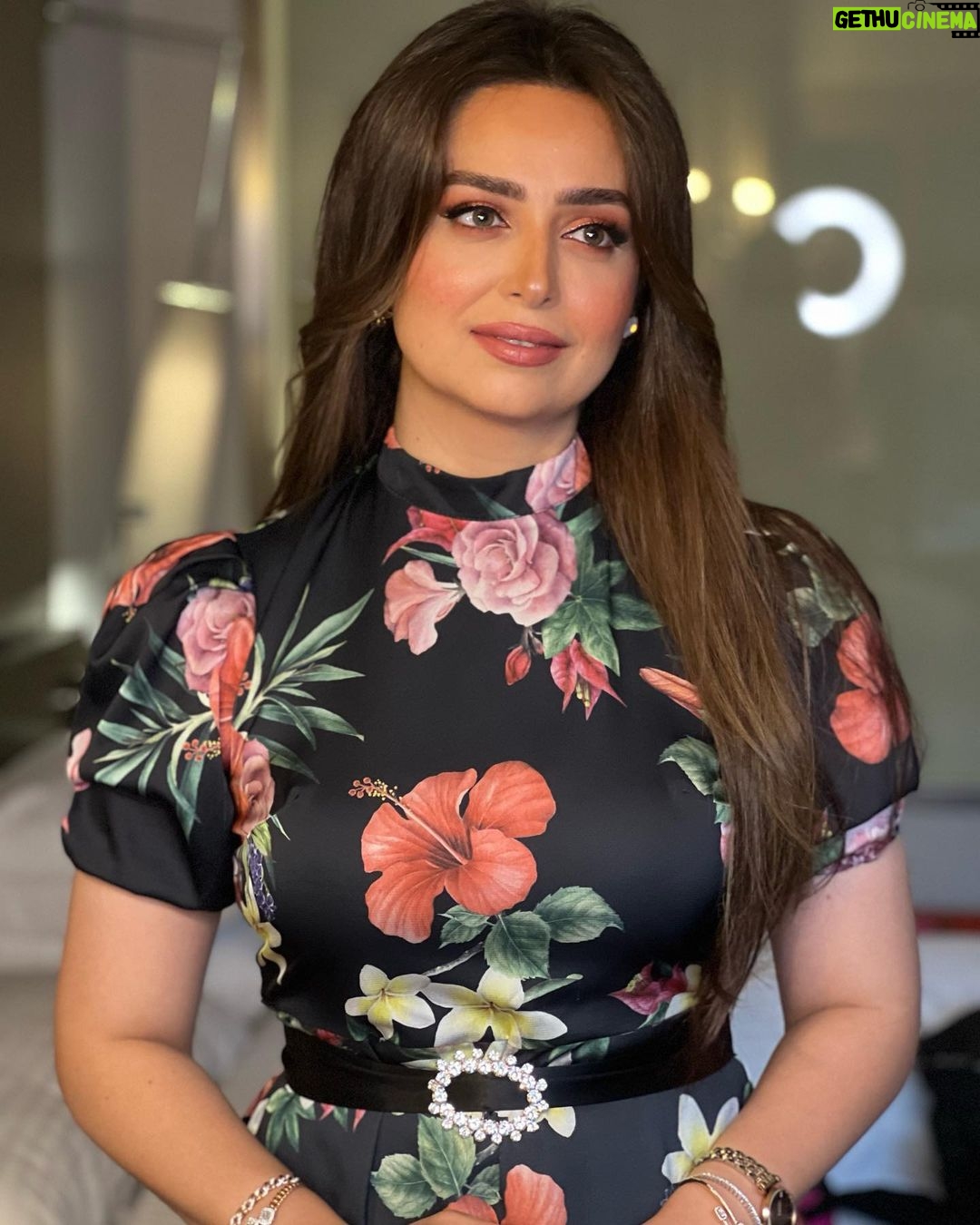 Heba Magdi Instagram - Beautiful yesterday 🌷 ___________ MUA the most talent @ayarady_makeup_artist Hair @baytree_eg Jewelry @houseofglamourjewellery Dress @be_my_guest_shopping