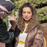 Heba Magdi Instagram - From shooting Doliprane 💛 @doliprane.egypt @mkalawi With my beautiful @shaimaa_mohsen1 @aya____rady