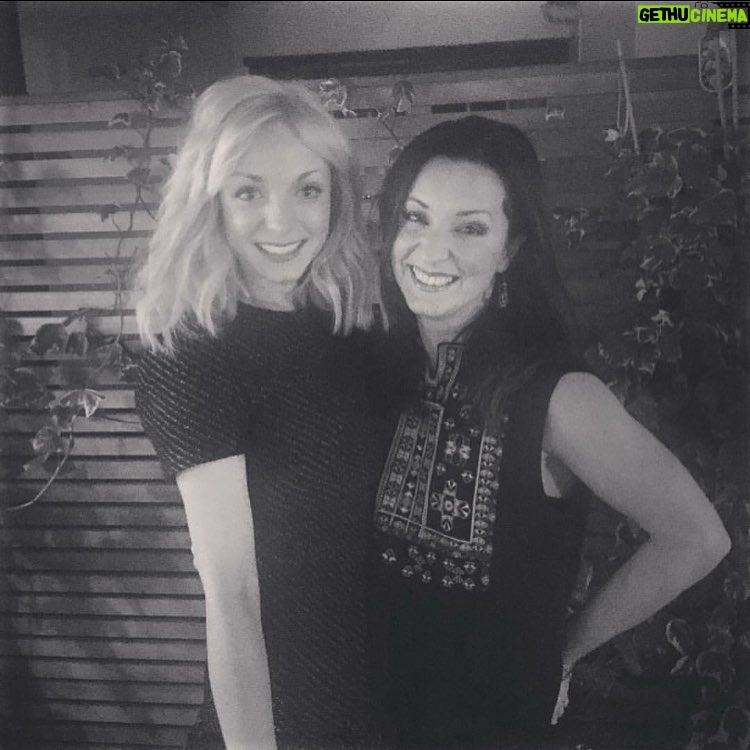 Helen George Instagram - Happy birthday my wonderful @yvette_robinson_ the strongest woman I know and so lucky to have you 🎉🎉🎉