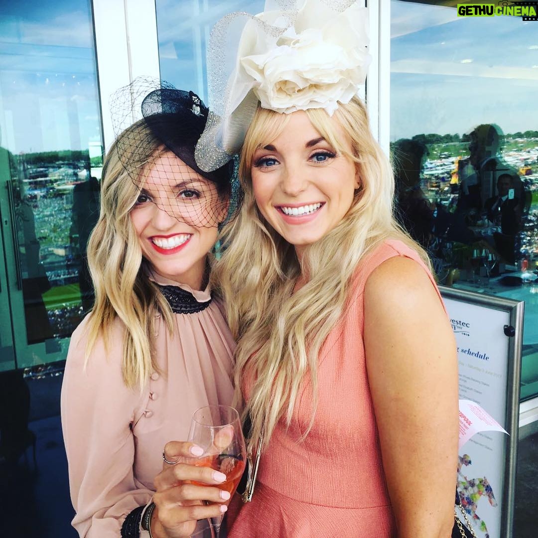 Helen George Instagram - Winners 🤑🤑