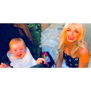 Helen George Instagram - Mum face