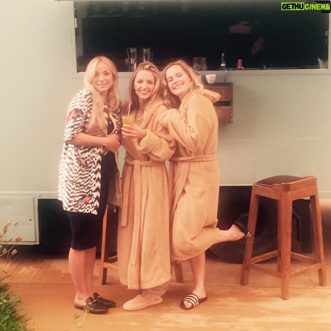 Helen George Instagram - Weekend blues Soho Farmhouse