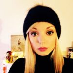 Helen George Instagram - All wrapped up for a trip up north for BBC Breakfast in the morning.. Talking Midwife, Strictly and my new project