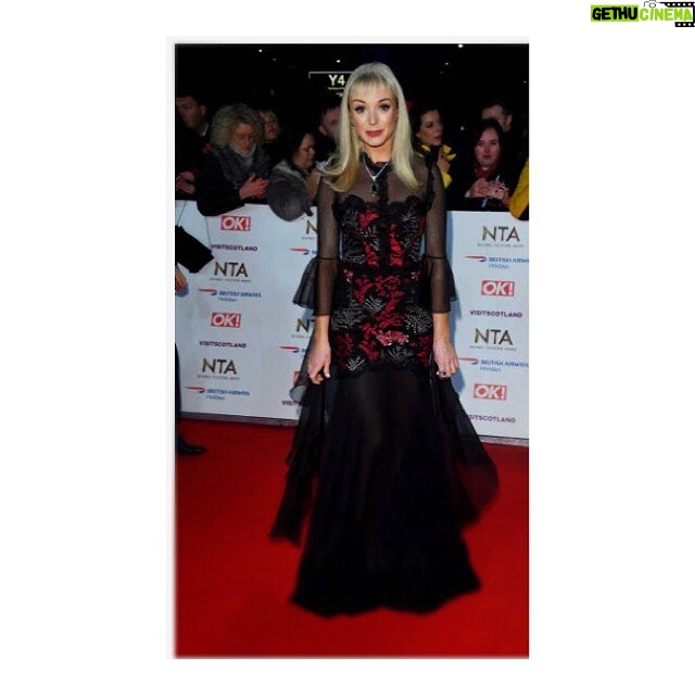 Helen George Instagram - Wonderful night at the NTAS last night, thank you @adelecany for this look I loved it 🖤 including the most amazing real jewels that I should never have been entrusted with 😬 Dress: @sophiakah Shoes: @dune_london Jewellery: @catherinebestjewellery Hair: The amazing Bryn and George @eastonregal Makeup: @cassiemakeup 💋