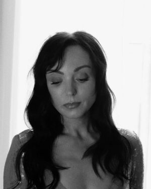 Helen George Instagram - Olivier Awards

Absolute dream team:
@hollyscottlidgett 
@halleybrisker 
@lipstickkelly 
@premierpersonalpr