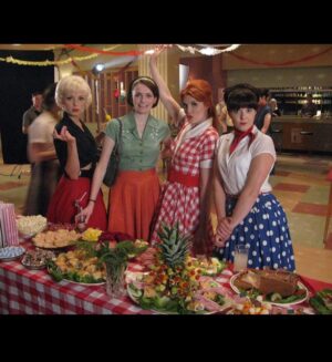 Helen George Instagram - 10 years and forever grateful. @nealstreetproductions @callthemidwife.official