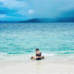 Helena Houdová Instagram - Just in the middle of allowing. Allowing to receive Allowing lto fully feel life. Allowing to create my kind of magical. Allowing to be even more me. And also learning how to play music on corals in that exact moment on that exact spot😝 Jen uprostred dovolovani si. Dovolovat si prijimat. Dovolovat si citit zivot. Dovolovat si tvorit svuj druh magickeho. Dovolovat si byt jeste vic ja. Pic by @robertkent9999