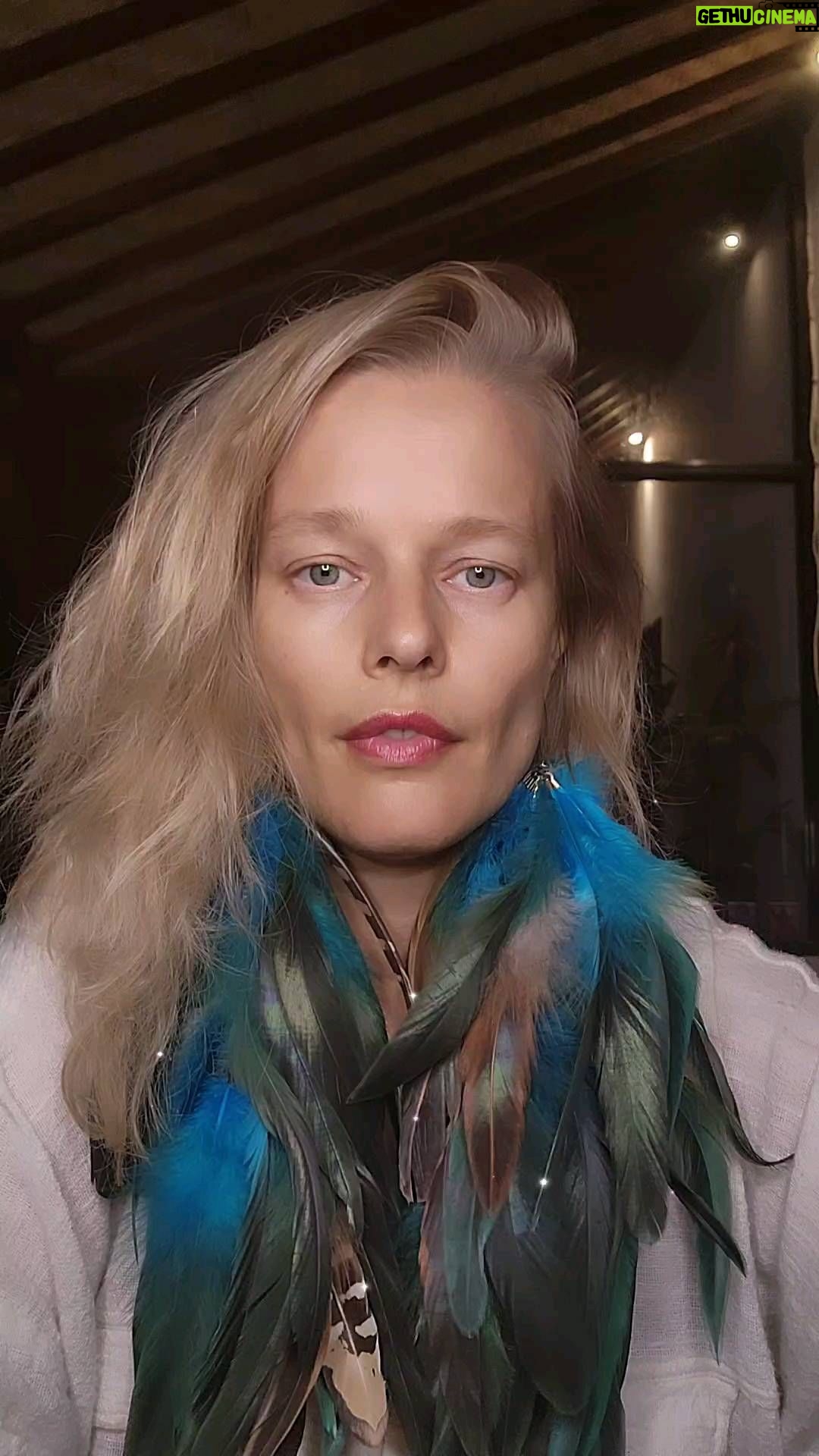 Helena Houdová Instagram - 💥IG LIvE THIS WEDNESDAY 💥 Calling all souls in service for humanity and planet Earth❤️ Join me and @irenabanda for live on my IG account this Wednesday to receive ancient Egyptian codes and frequencies of reconnection with ourselves and our powers, love and authenticity. We will share our amazing experience from Sacred Journey through Egypt and invite you to join us on the next mission in December. Love you family and cant wait to hold this nurturing space. Bali 9pm Prague 3pm NY 9am LA 6am With love❤️ Helena and Irena