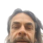 Helena Houdová Instagram - MILENEC BEZ HRANIC zacina jiz tuto nedeli a ja s vdecnosti sdilim video od uzasneho Miry, ktery si jim prosel pred rokem. Jeho celou cestu Milencem za svou zivotni - s€xualni - sillou najdete v clanku www.mira-kaas.cz/zavislost-na-vyvrcholeni Dekuju vsem muzum, kteri vi, ze je na case byt ve sve plne autenticnosti a vnitrni sile. Svet vas tolik potrebuje❤️❤️❤️❤️ Www.helenahoudova.com/milenec-bez-hranic Planet Earth