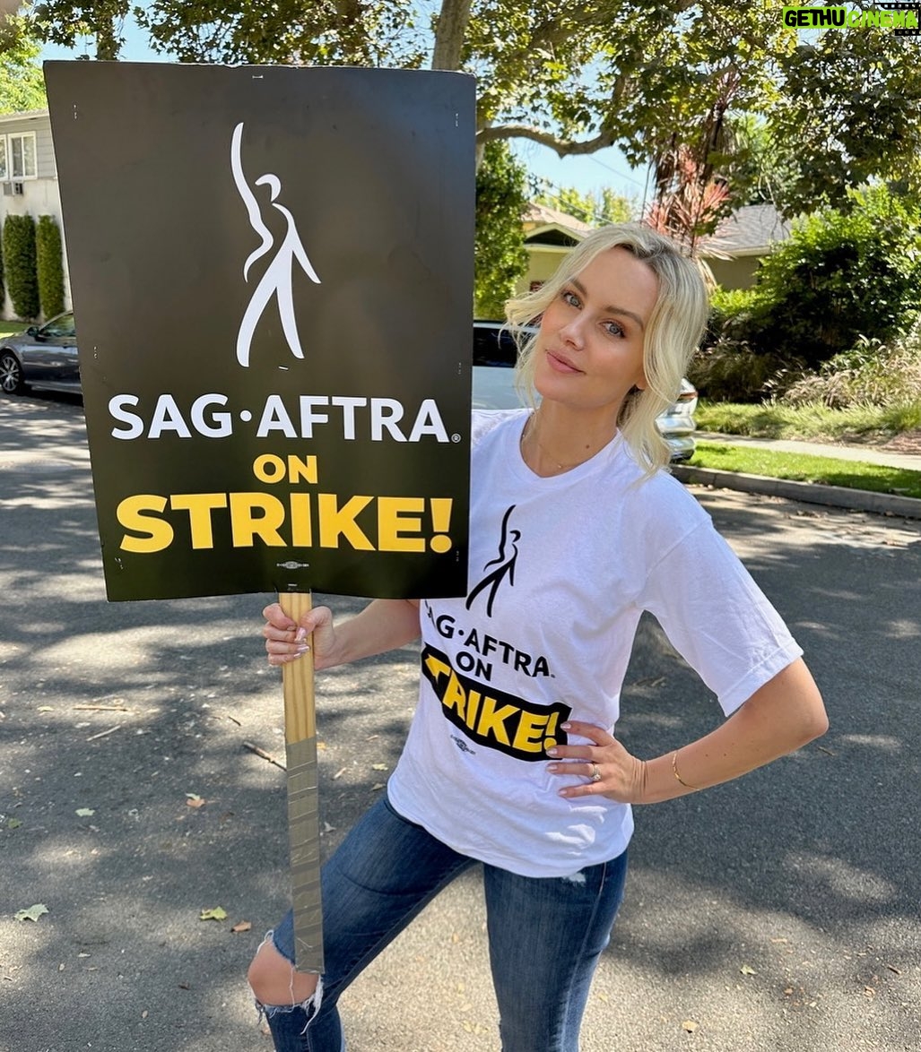Helena Mattsson Instagram - #sagaftrastrike💪 We have no choice but to stand up for our profession and for the future of our entire industry. This is affecting so many people in so many different lines of work. I truly hope that we’ll reach a fair agreement soon! 🤞 Los Angeles, California