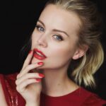 Helena Mattsson Instagram - Good time to experiment with new fun colored lipsticks since nobody can see it anyway? 💋😷 Although I can’t even get my mascara to stay in place during these times.. 🤪 Los Angeles, California