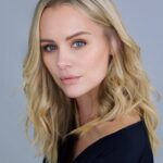 Helena Mattsson Instagram - Bring it on 2020! 😉 Last year had some challenges for me but it also taught me a lot and made me appreciate the important things in my life even more. Who else is pumped to make this year the best one yet? 😃#bekind #workhard #staypositiveandloveyourlife Los Angeles, California