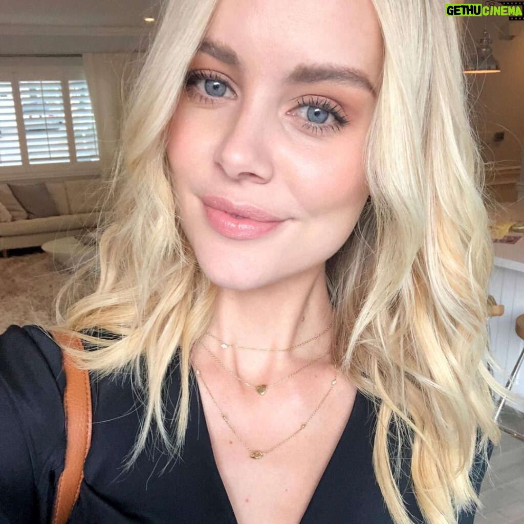Helena Mattsson Instagram - New week, new challenges! I tend to be optimistic on how much I can squeeze into my schedule, so I’m yet to have a week where I actually finish everything on my to do list, but who knows, maybe this will be the one..? 😉🤷‍♀️ #weeklygoals Los Angeles, California