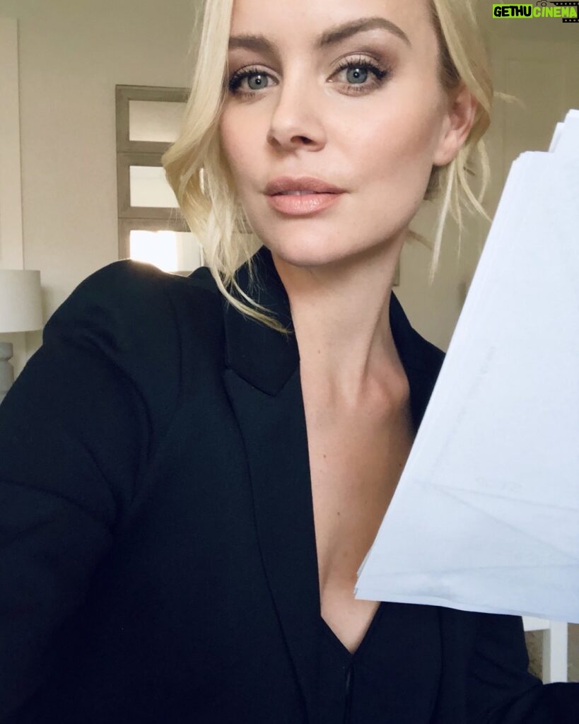Helena Mattsson Instagram - I love sinking my teeth into a new script and portraying a complex and interesting character and telling their story.. #actress #lovemyjob