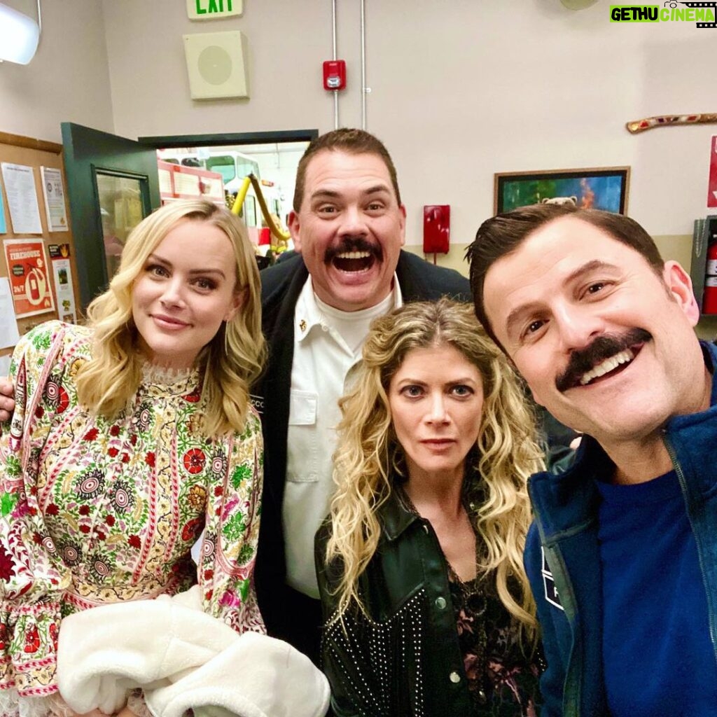 Helena Mattsson Instagram - Another awesome day of filming with this hysterical gang! My cheeks are literally hurting from laughing.. 🤪💕🎬🙏 #comedy Los Angeles, California