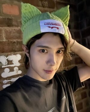 Hendery Instagram - London!!!!!! Really really want to say thank you to everyone who came to our Fan Meeting 💚 Also I wanna hangout more in London ☺️
