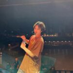 Hendery Instagram - FM 香港站！！！大家的尖叫聲真的特別厲害👍回去的時候買點潤喉糖🥰🥰🥰今天也是開心的一天 希望我們能成為大家的特別記憶💚