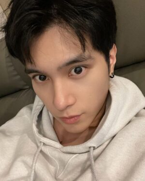 Hendery Instagram - 