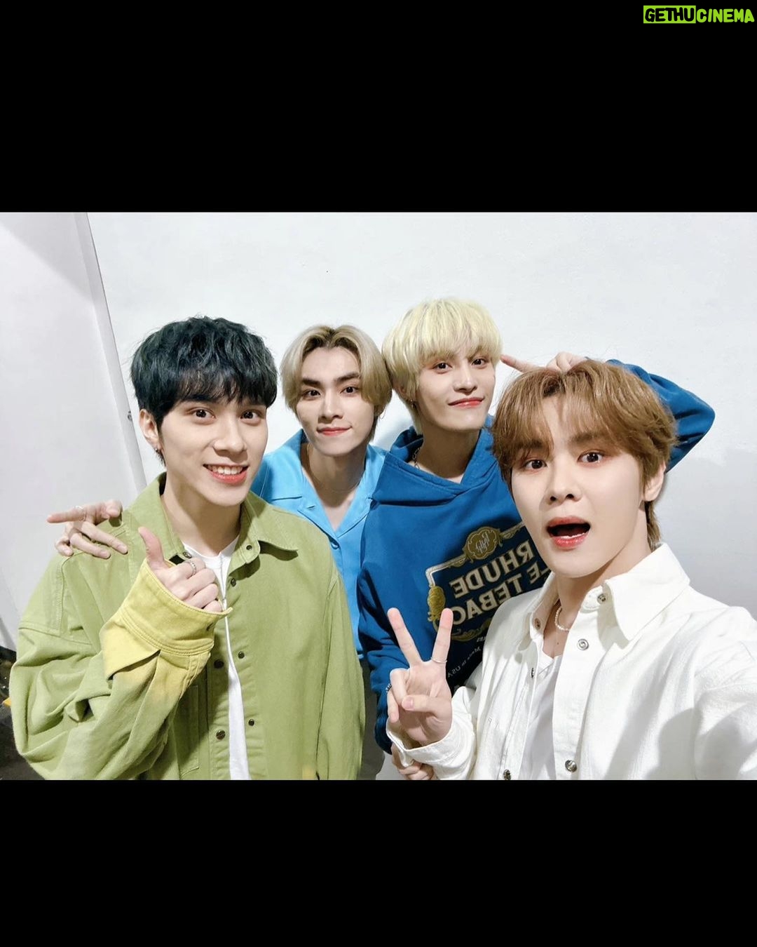 Hendery Instagram - Hello Philippines ~ so good to see you. I really enjoyed today’s time. I hope we can meet again soon with our new album 🥰