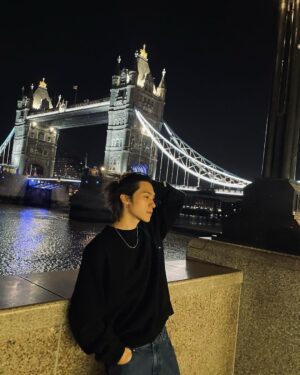 Hendery Instagram - London!!!!!! Really really want to say thank you to everyone who came to our Fan Meeting 💚 Also I wanna hangout more in London ☺️