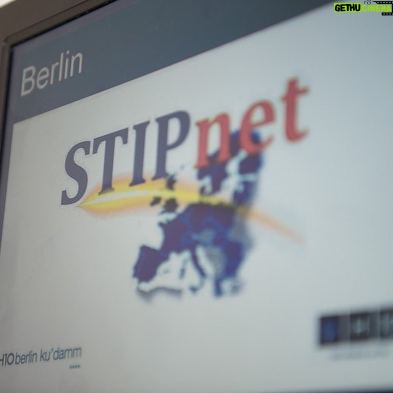 Hendrik Streeck Instagram - Impressions from the first #HIV and #STI #prevention #network #meeting in Berlin to find novel solutions how to combat the diseases. #teamwork Berlin, Germany