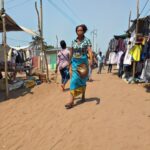 Hendrik Streeck Instagram - I had the opportunity to walk around in the neighborhood where we are working in Maputo. There is so much to do. #endhiv #endpoverty #teamworkmakesthedreamwork Polana Caniço "B", Maputo, Mozambique