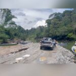 Hendrik Streeck Instagram - Und dann ging es mehrere Stunden mit dem Boot den Rio Bobonanza hinauf… #virology #virologyontour #ecuador