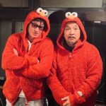 Hideo Nakano Instagram - 昨日の忘年会 小沢仁志さんから誕生日だった2人に プレゼント🎁 来年還暦だろ！ 来年はコレを着て忘年会に来い‼️ お祝いのパワハラ発言を頂きました 有難う御座います #忘年会 #誕生日 #instagood