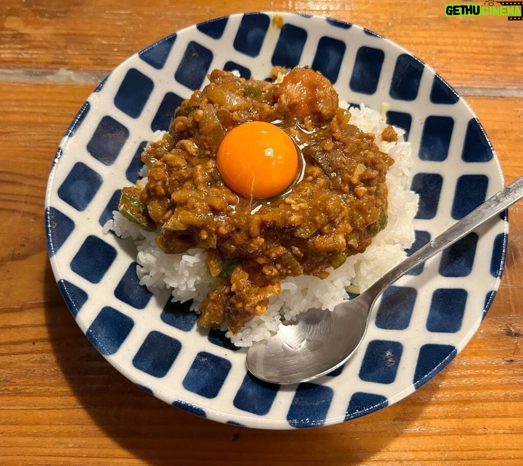 Hideo Nakano Instagram - 早い晩飯ですが 今日はキーマカレーを作りました 私の晩御飯は16時から18時に 済ませてます #晩御飯 #instagood