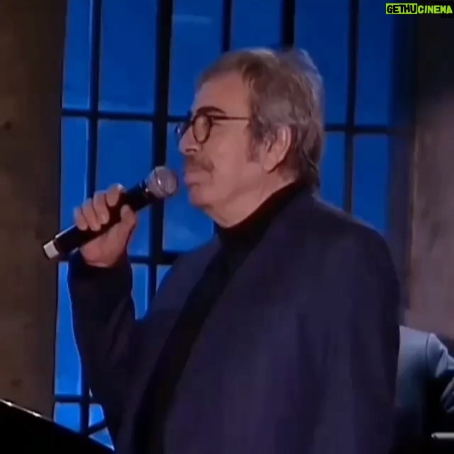 Hilal Saral Instagram - @selcukyontem ❤️ sahne ekran yıldızlarında, Laterna programında, trt müzik kanalında yarın saat 21:00 Türkiye, 20:00 Avrupa saatiyle…💫💫💥💥💥💥